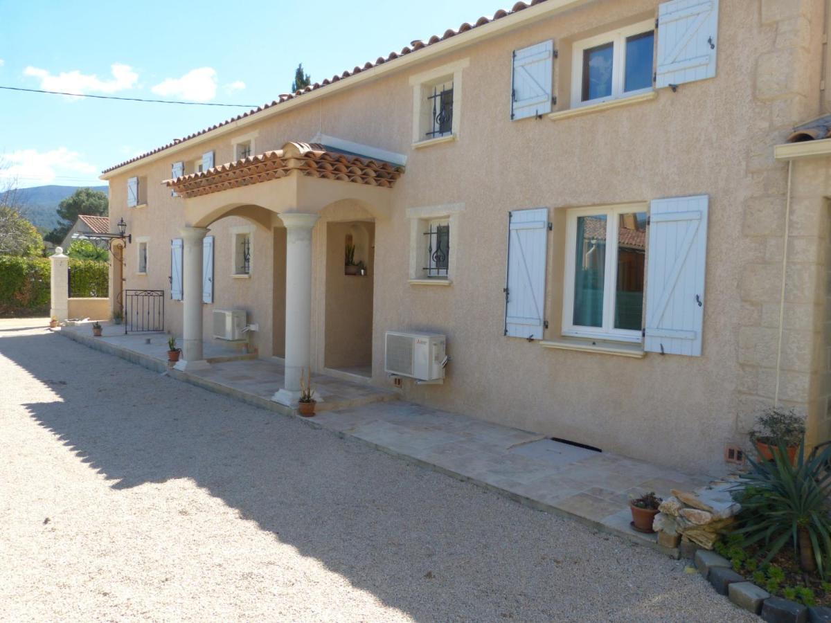 Eclats Du Sud Hebergements "Les Lavandes" Ou "Les Romarins" Meubles De Tourisme Classes 3 Etoiles Auriol Exterior photo